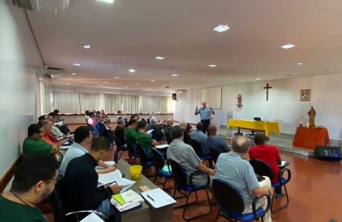 Começa o Retiro Provincial dos Missionários Oblatos de Maria Imaculada do Brasil 2022